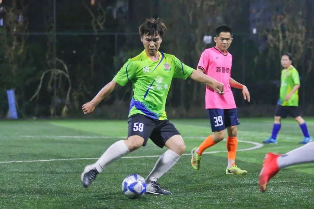 一起足球一起公益,一起为中国足球添砖加瓦