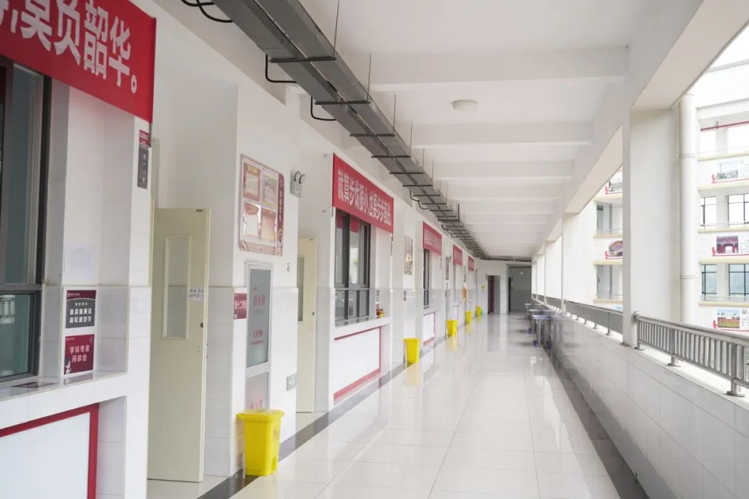 南阳外国语学校报名,欢迎报考外国语实验学校