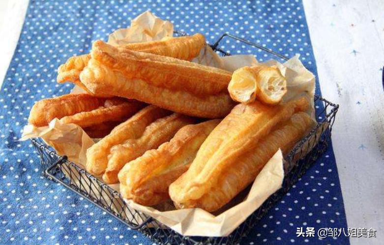 油条的配方油条酥脆蓬松,怎样做油条才酥脆不用酵母粉