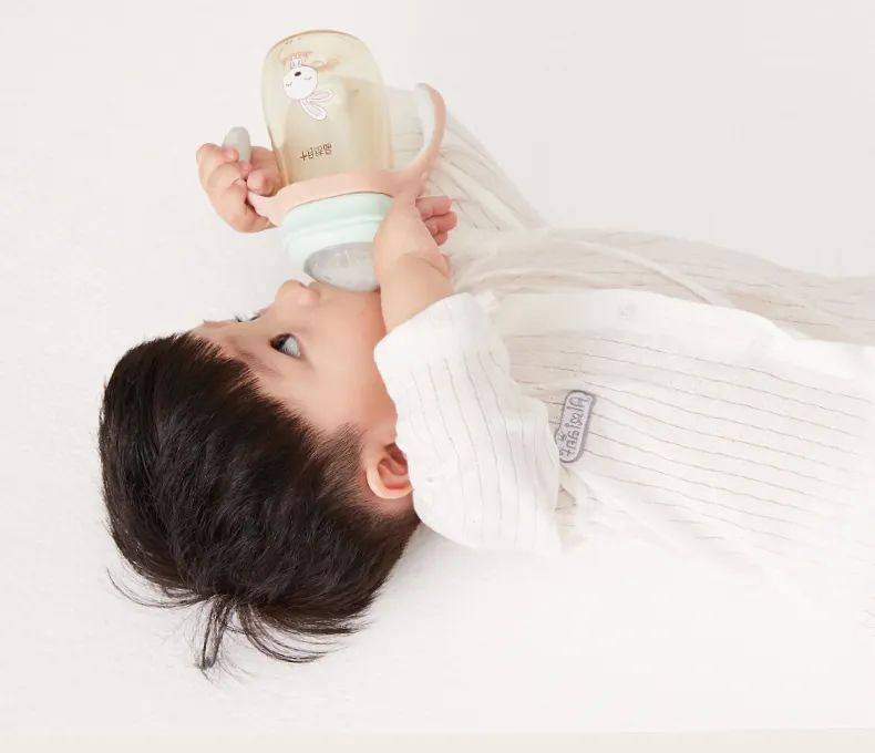 儿童牛奶和酸奶哪个更有营养,牛奶和酸奶哪个更适合儿童