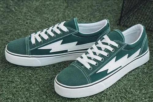 鞋两侧挤脚去鞋店怎么弄,鞋子窄了挤脚鞋店怎么处理