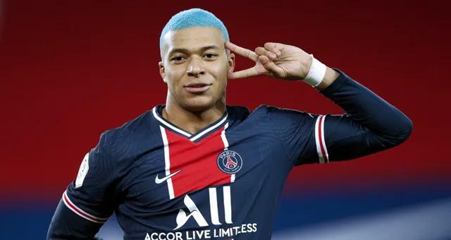 现在的梅西和c罗哪个强,现在梅西和c罗到底哪个更强