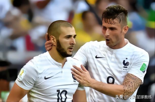 吉鲁刷新法国队大赛高龄登场纪录,吉鲁世界杯一战成名大器晚成