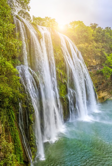 黄果树瀑布进入最佳观赏期,贵州黄果树瀑布哪个季节最为壮观