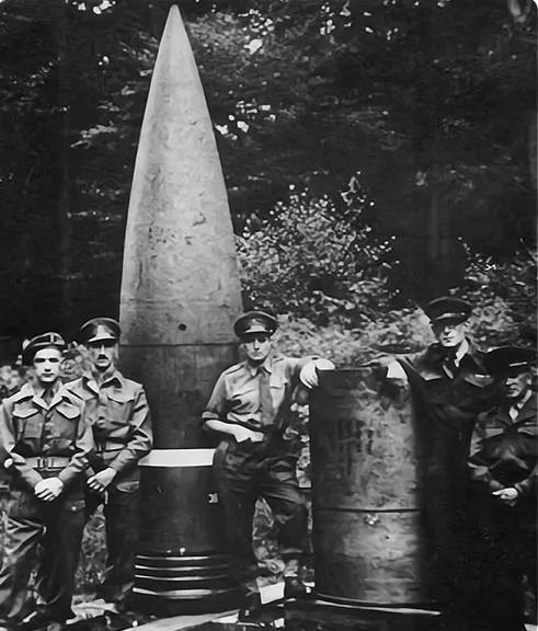 炮弹一般多重一枚,炮弹重量70公斤