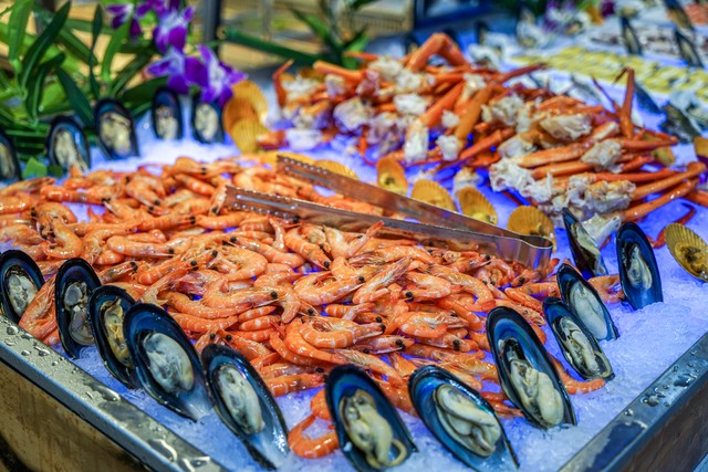 开一家海鲜自助餐厅前景,关于创业开餐饮项目的注意事项