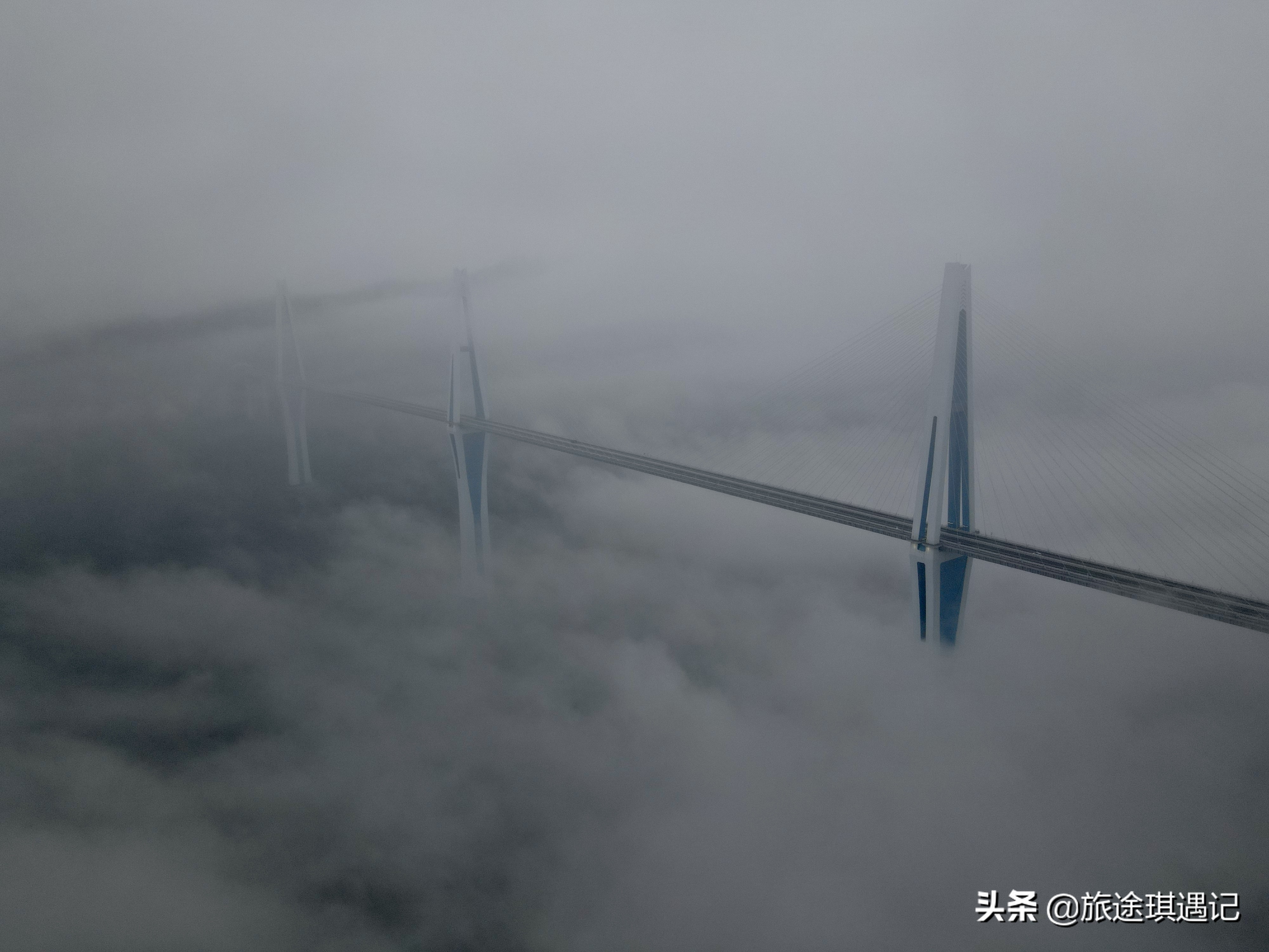 长期自驾游国道和高速,自驾走国道和高速的利弊