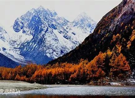 夏季四川旅游必去十大景点推荐,秋季四川旅游必去十大景点