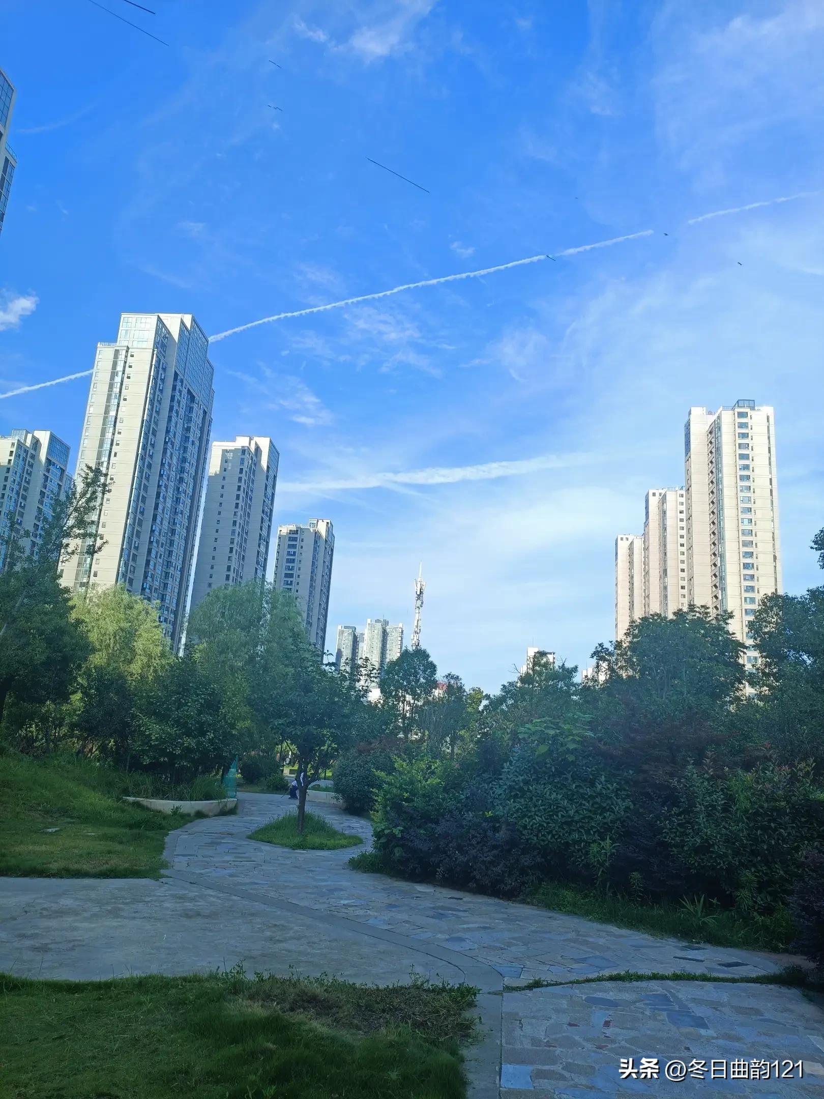 雨过天晴空气格外的清爽,雨过天晴蓝天白云晴空万里