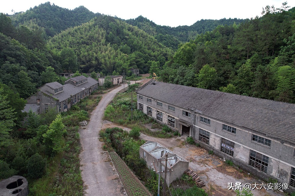 大山深处废弃的三线军工厂视频,军工三线厂旧址