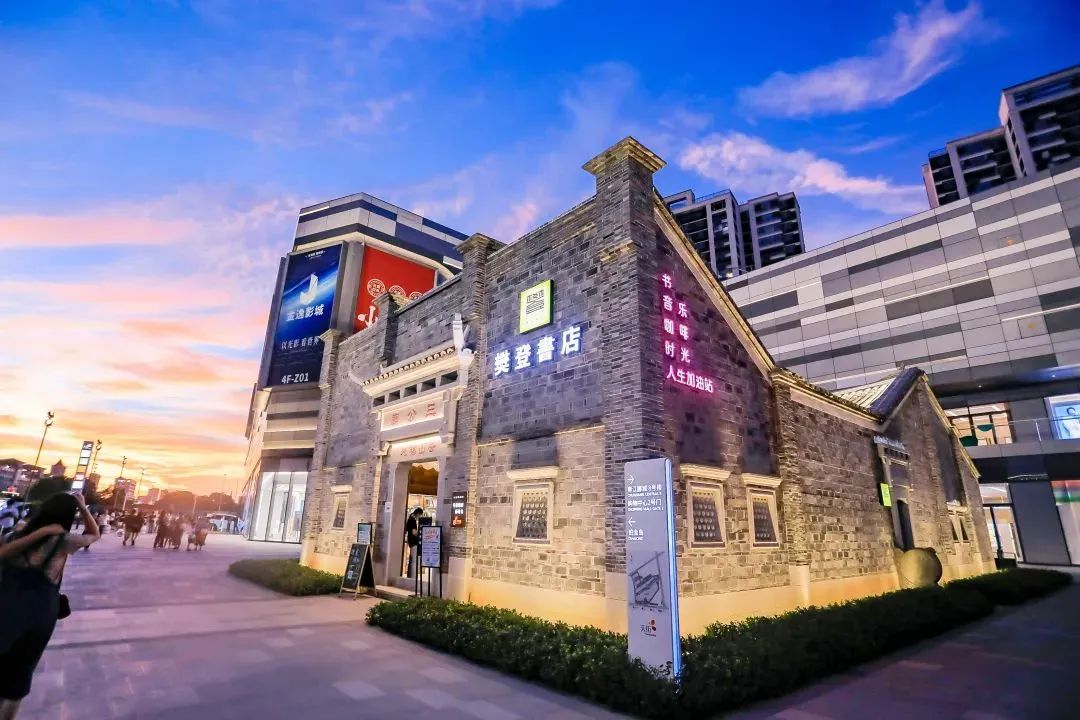 太古、恒隆、万达、大悦城、华润、万科、龙湖租金运营情况都在这