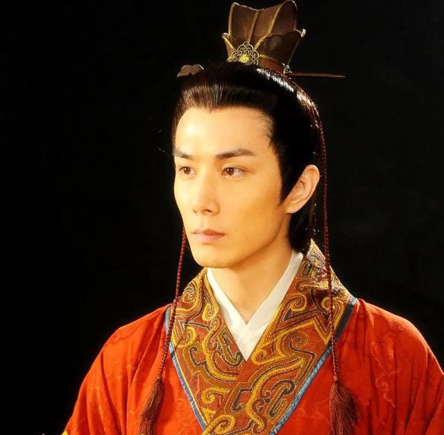 李承铉宝藏男孩,李承铉宝藏男人