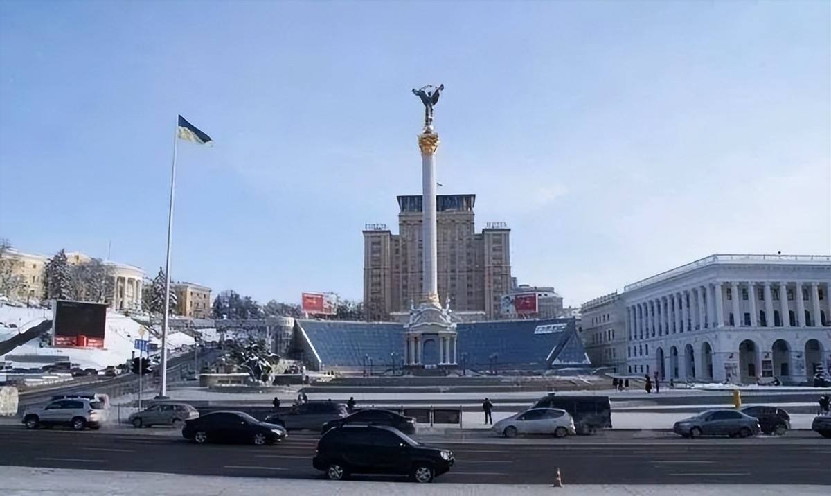 乌克兰士兵被逼下跪,乌克兰金雕下跪事件