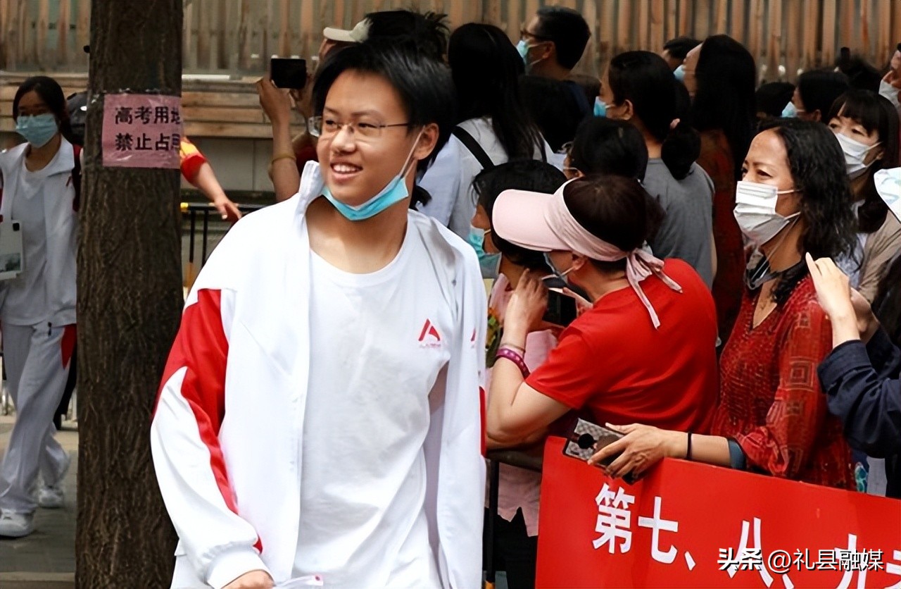 毕业后才知文科生与理科生的区别,高三毕业了选理科好还是文科好