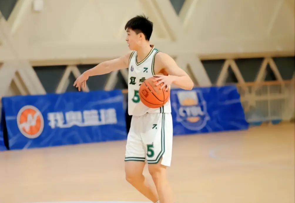 辽宁解决后场接班问题！两小将进入国家二队，杨鸣下赛季重点培养