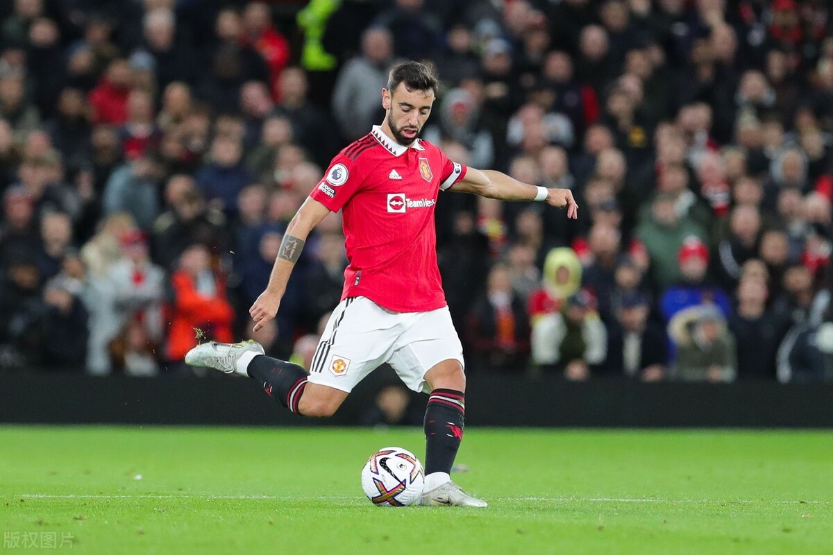 曼联3比2热刺c罗帽子戏法不可思议,曼联对阵热刺c罗在替补席原视频