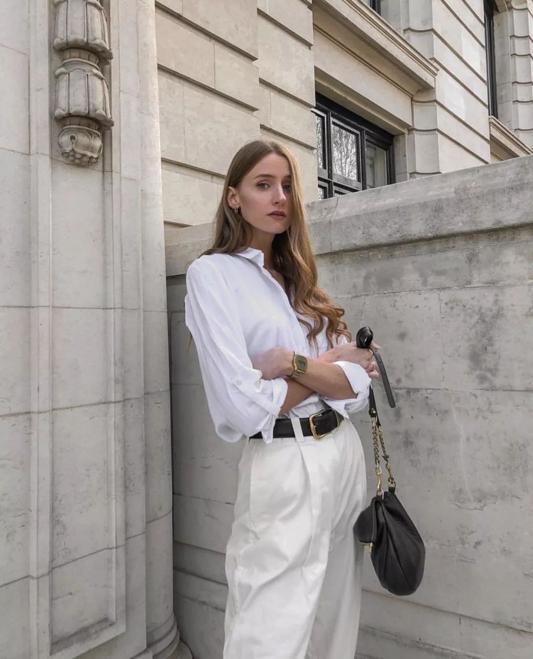 白衬衫怎么穿不脏,白衬衫怎么穿好看又干净