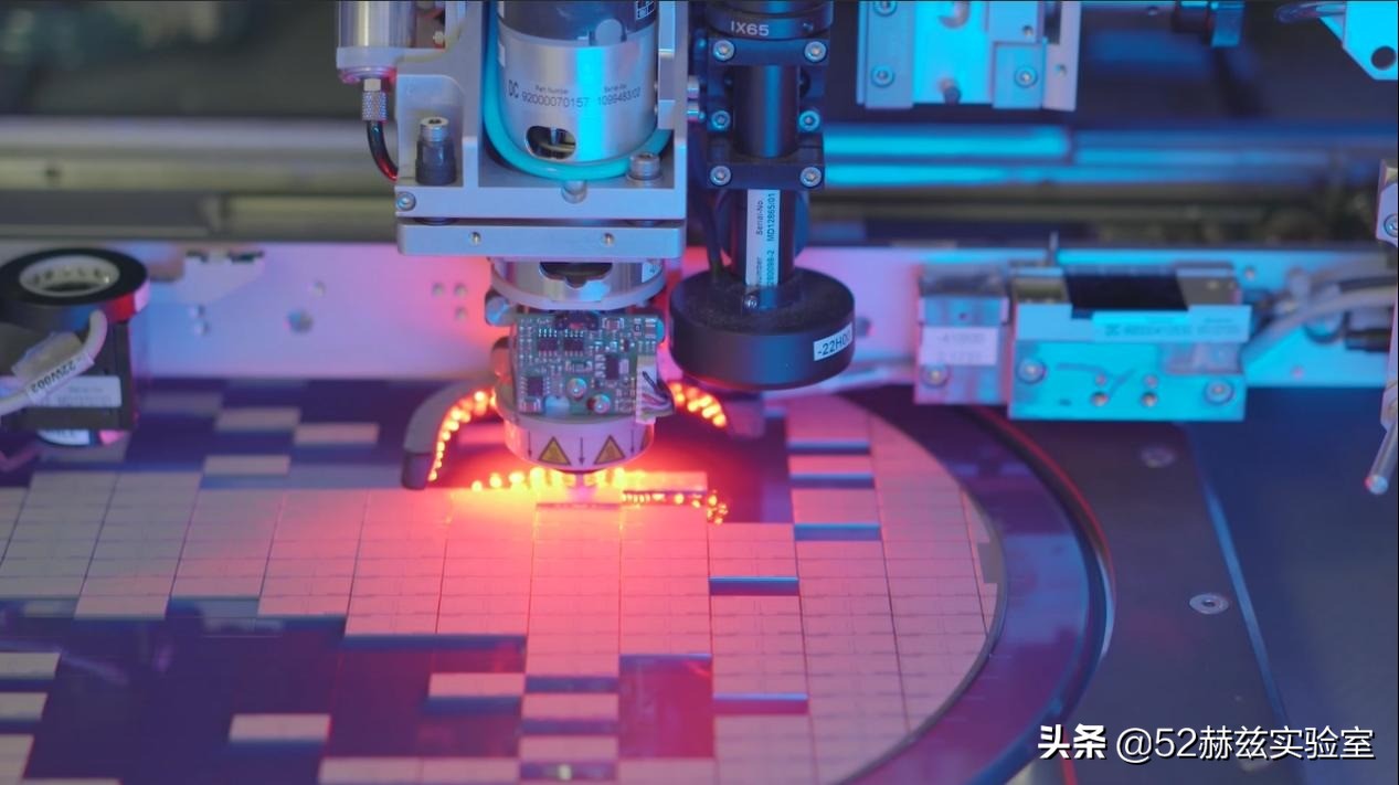 22岁小伙在家造芯片,美国22岁小伙在家做芯片