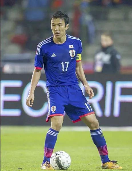 日本球员身价排行榜前十名,日本现役足球运动员岁数最大