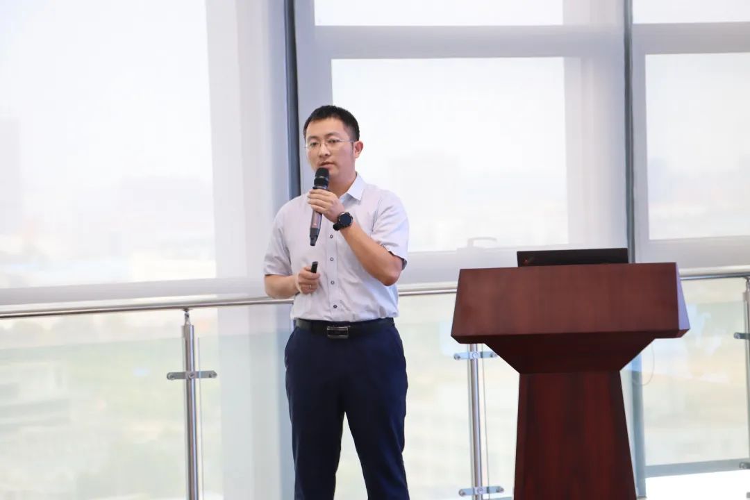 初心如磐砥砺深耕展望未来,初心如磐创佳绩乘势而上勇争先