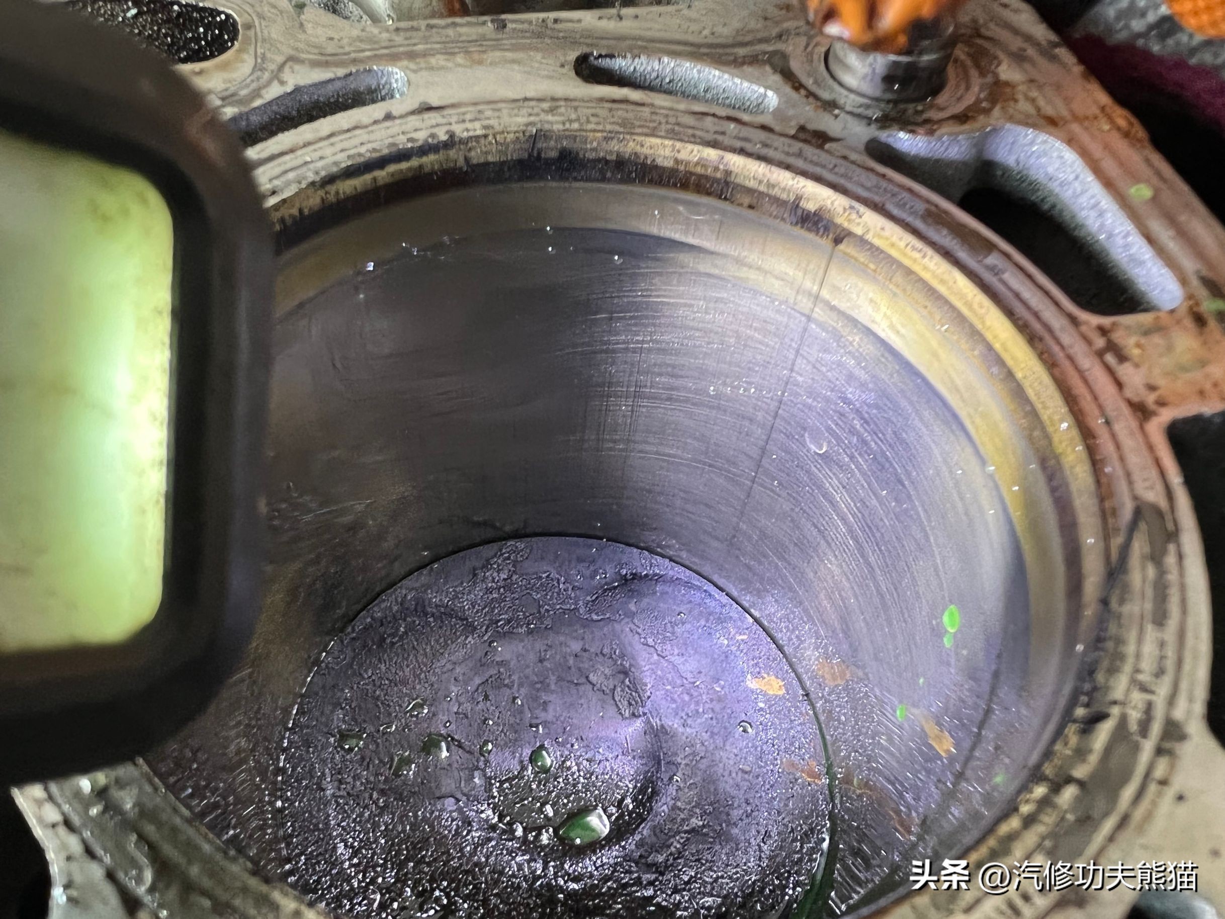 沃尔沃xc60十年老车,最新款沃尔沃xc60烧机油是通病吗