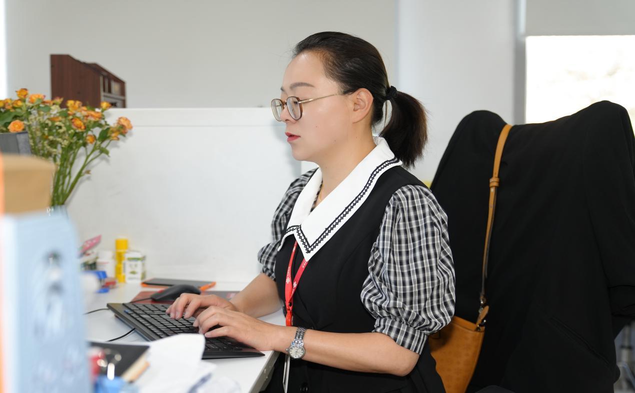 创心服务联通你我——记*藏西**联通服务之星余春洪