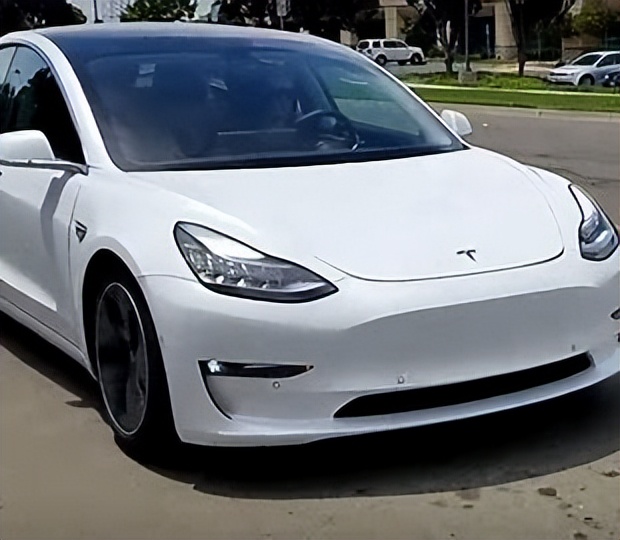 汽车过户费用明细表和收费标准,汽车过户流程和费用需要多少钱