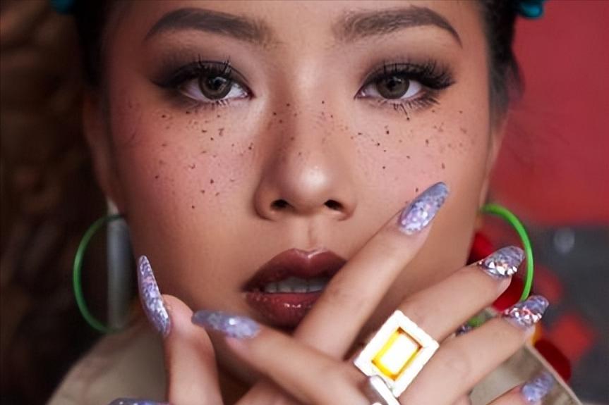 王菊回应观众质疑感情戏尺度大,王菊回应床戏尺度质疑