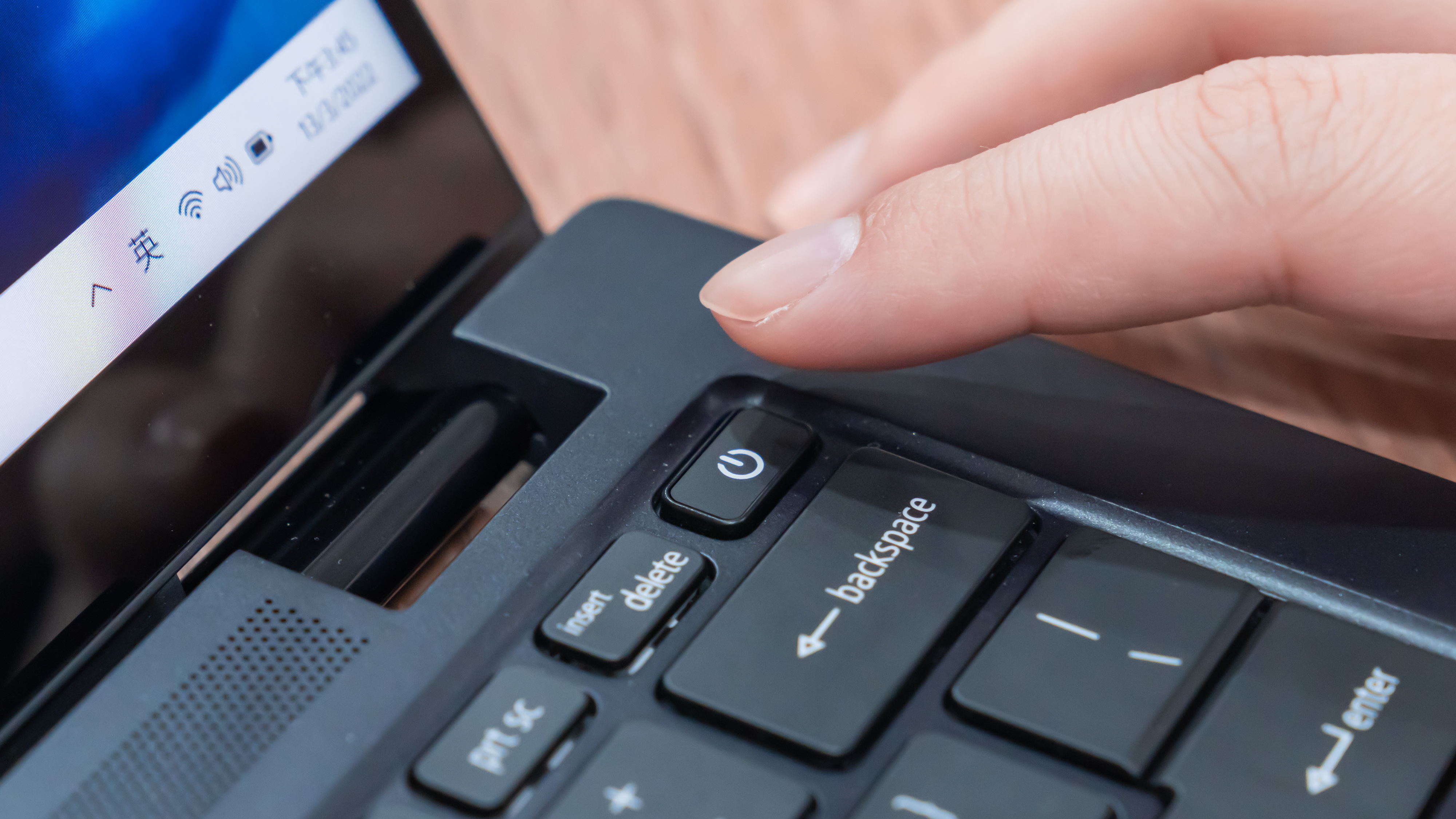 TravelMate航海家SpinP6：商务天赋点满，比老板更懂你的办公痛点