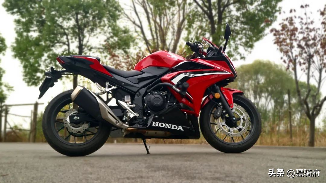 要啥没啥就是有个好心情,要啥没啥还想要浪漫