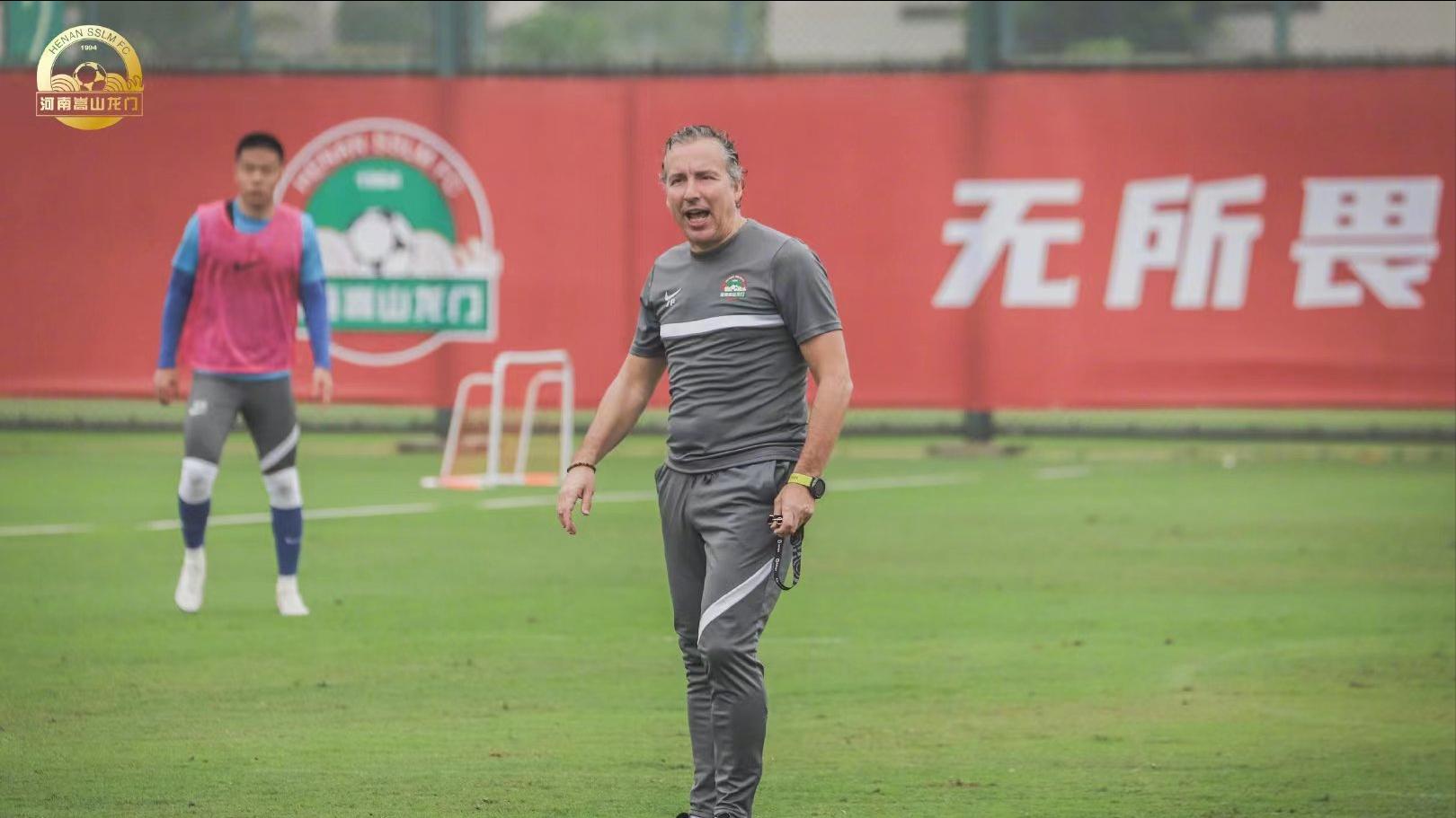 钟义浩谈恒大首秀,钟义浩恒大新秀