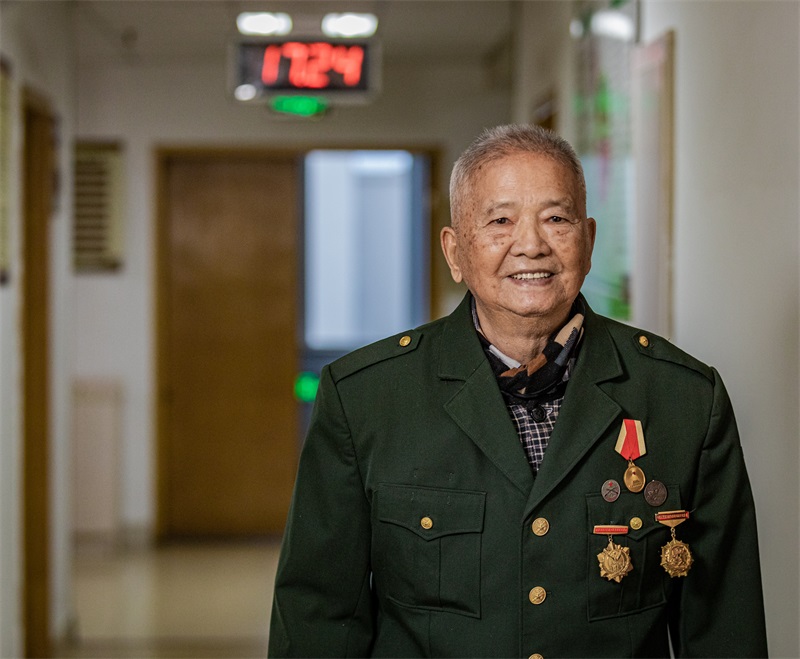 用歌声点亮歌声系列之一：靖江独立团老战士郭保才传唱经典