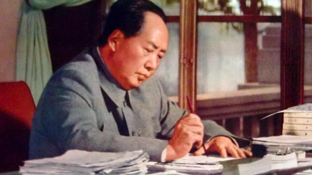 第一代90后开始读毛选,关于毛选的书籍推荐