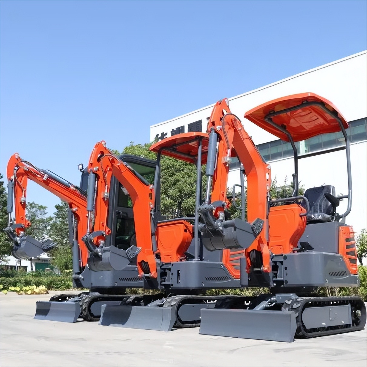 济宁小挖机国外卖多少钱,济宁小挖价格