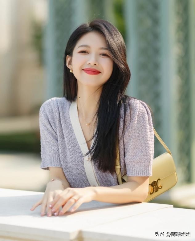 女士12种风格适合穿的颜色,敢穿哪几种颜色的女人气质好