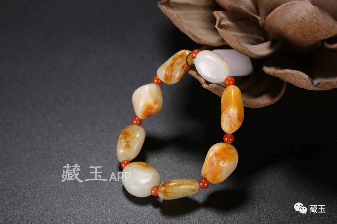 一条籽料圆珠手串价格,真的和田籽料手串值多少钱