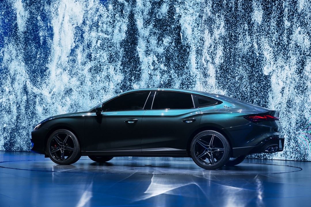 mg黑色高达,黑标mg7全球首秀