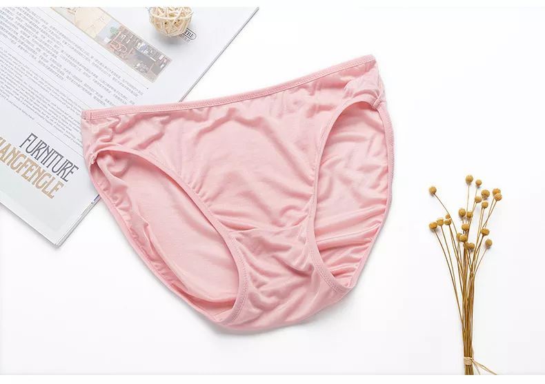 为什么有的女的*处私**没有毛？女性阴毛的4个好处，别羞于了解