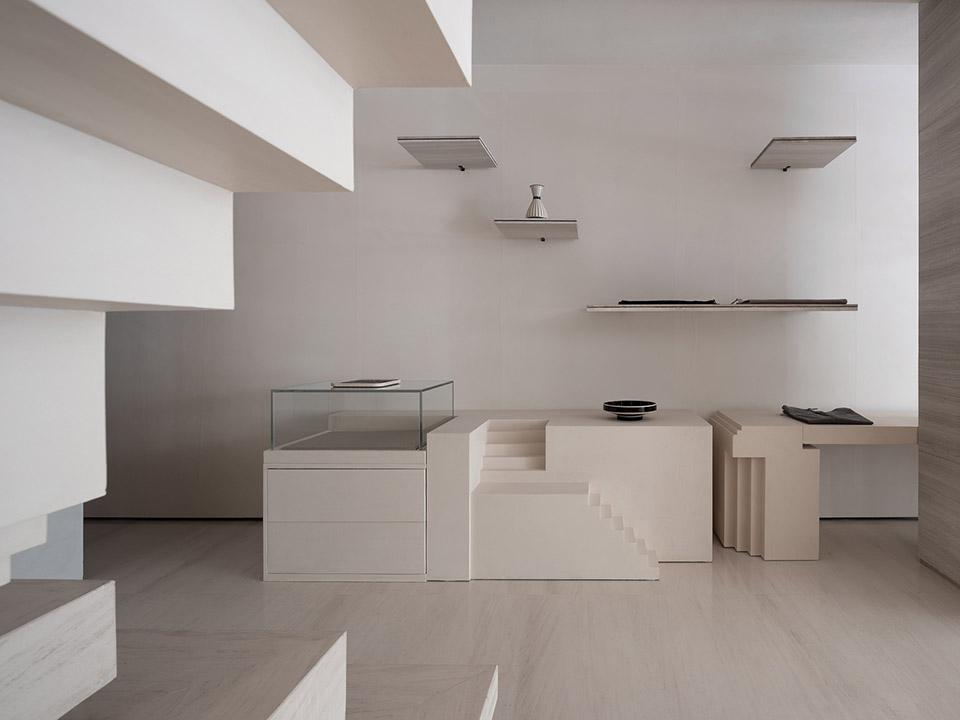 最新服装店门店装修风格,高端精品服装店装修方案