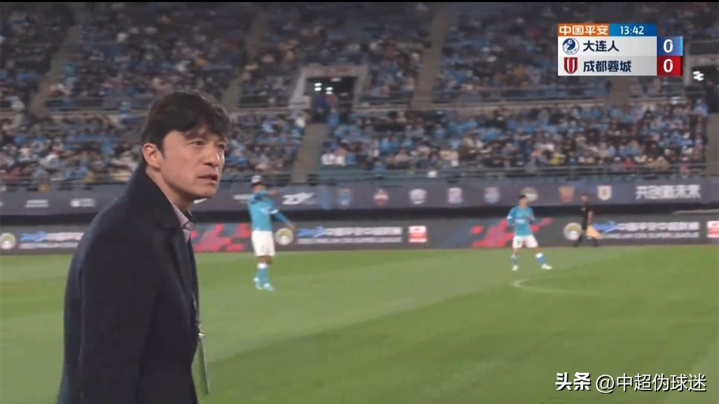 硬怼！谢晖社媒更新动态表达对中超裁判不满：这什么年代的吹罚！