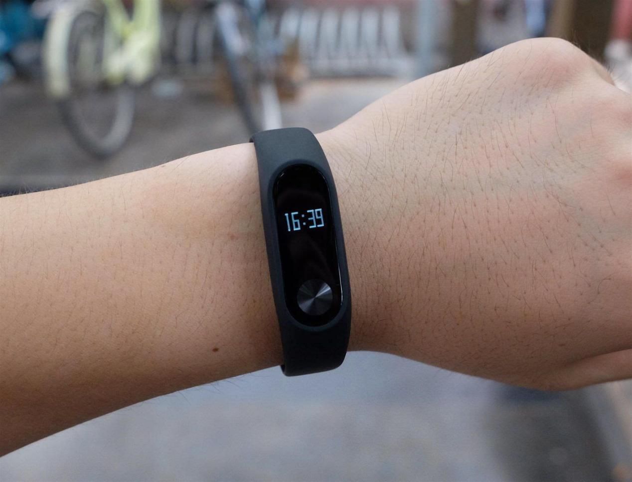 智能手表和智能手环有什么区别,智能手表和手环价格差那么多