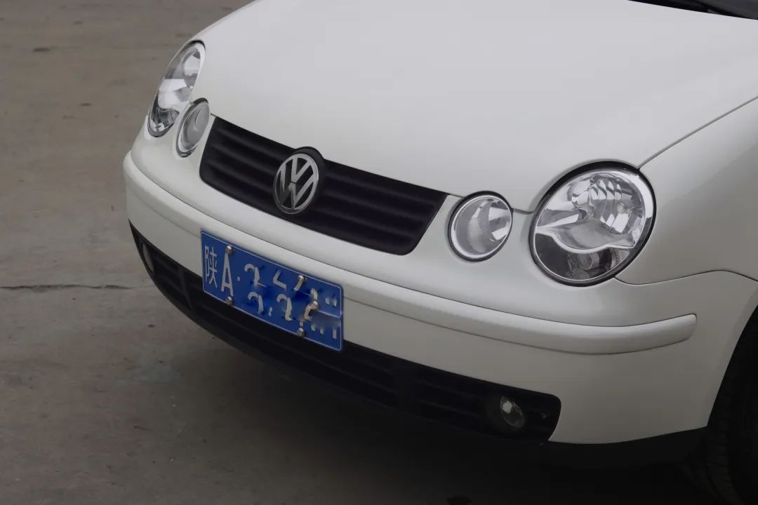 老款大众polo拆解内饰全过程,旧polo翻新视频