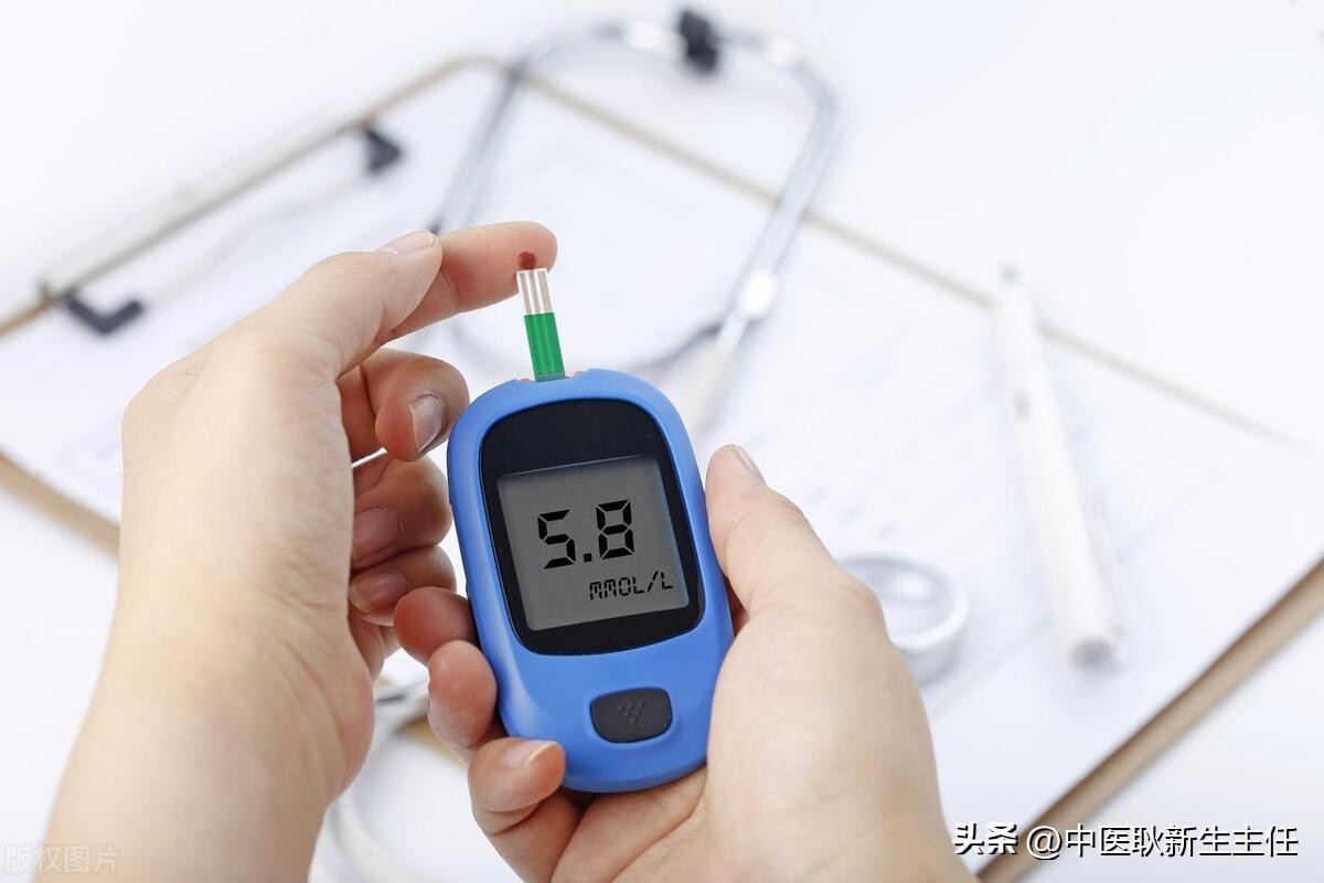 符合一型糖尿病的特征,六种人血糖高可能是假性糖尿病