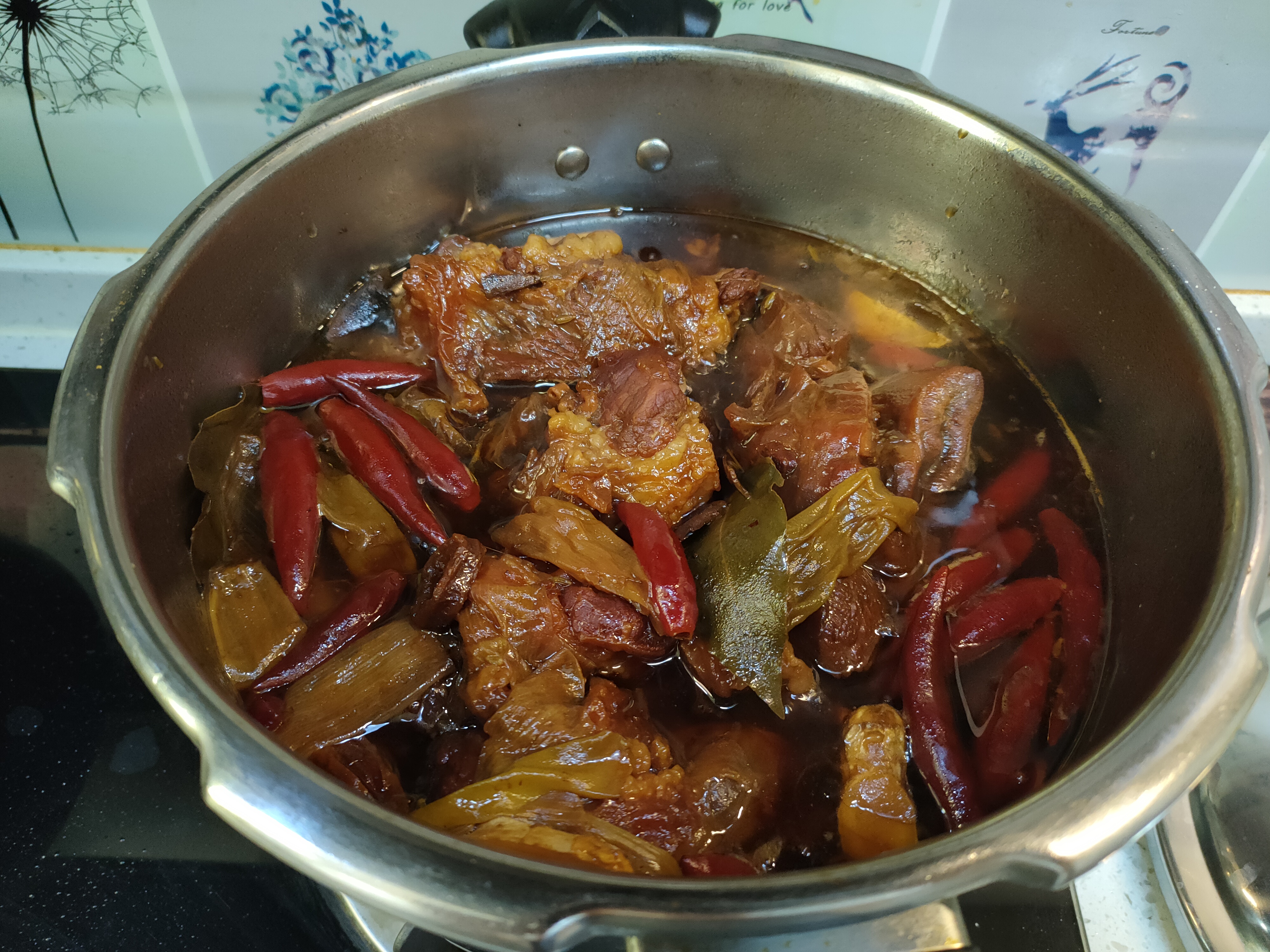 做酱牛肉正宗的焯水做法,酱牛肉炒散花