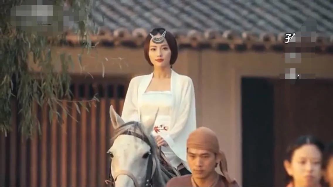 长相妩媚却情史干净的五位女星,不算特别惊艳却能红的五位女星