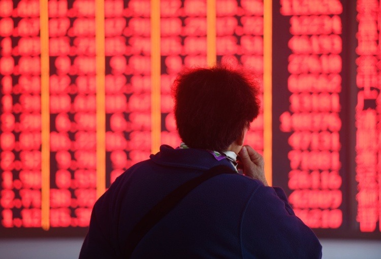 看好医药和黄金的逻辑,沪指高位震荡贵金属板块