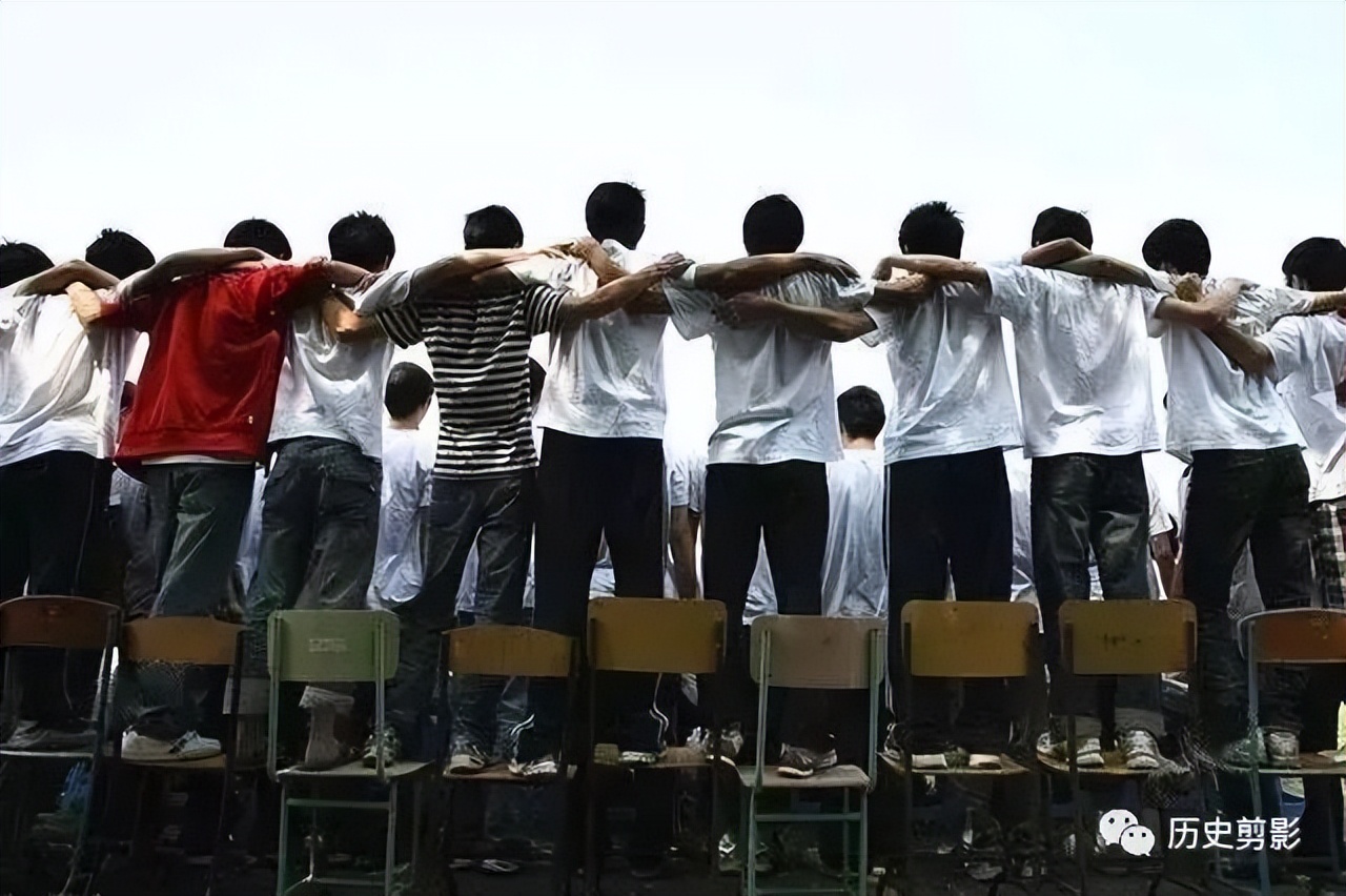 汶川地震15周年：100张照片，100个让人泪流满面的瞬间