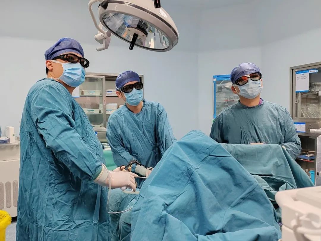 如何判断腰疼是肝痛还是腰肌劳损,肝疼和腰肌劳损疼有哪些不同