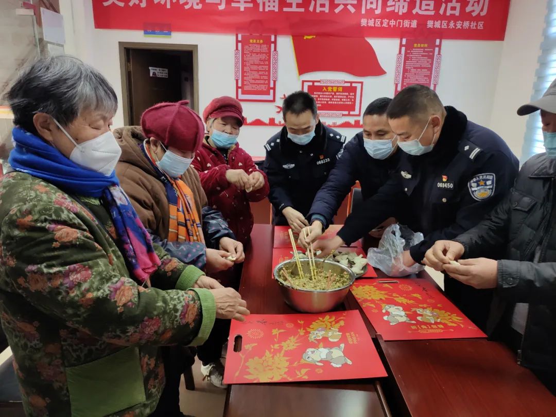 【万家团圆我在岗位】湖北公安：除夕，我走进派出所