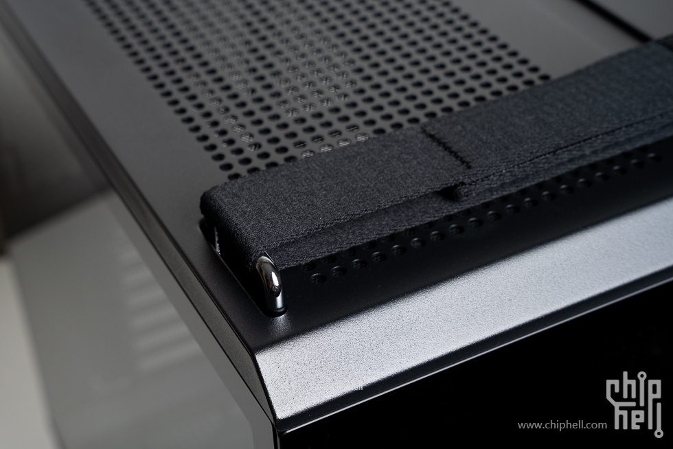 华硕tufgaminggt502弹药库白色,华硕gt502机箱黑橙搭配